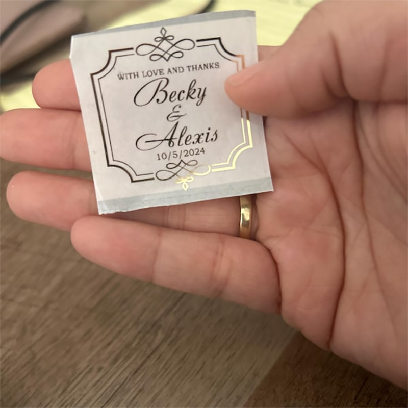 Custom Gold Foil Wedding Favor - огляд і ціна Personalised Candle Label